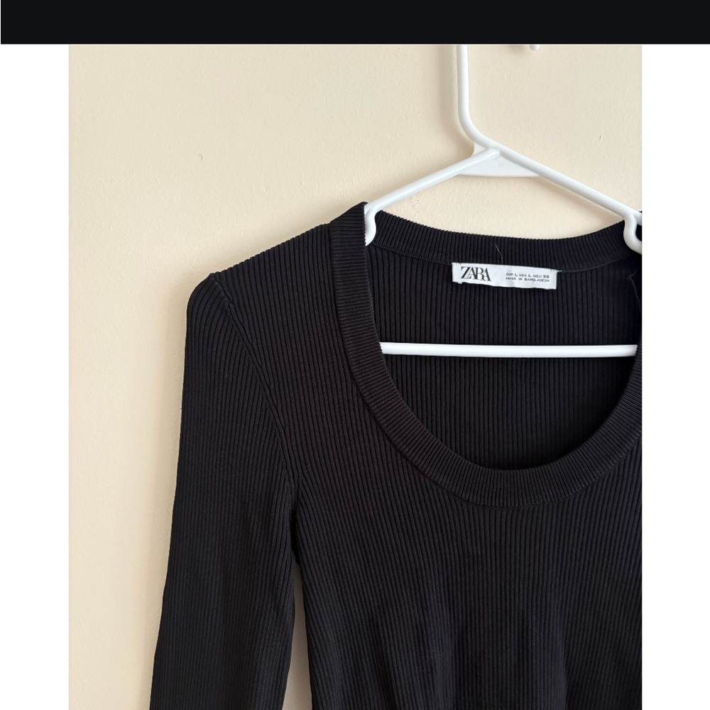 Zara Ribbed Sweater - Picture 2 of 3